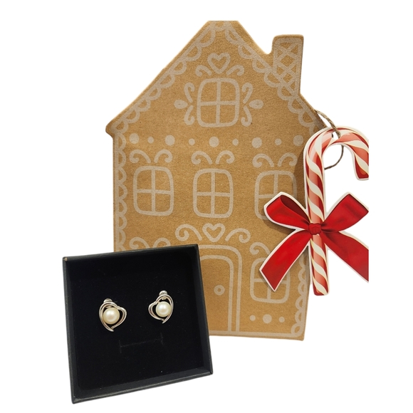 Freshwater Cultured Pearl and Diamond Heart Frame Stud Earrings Sterling Silver - Picture 5 of 6